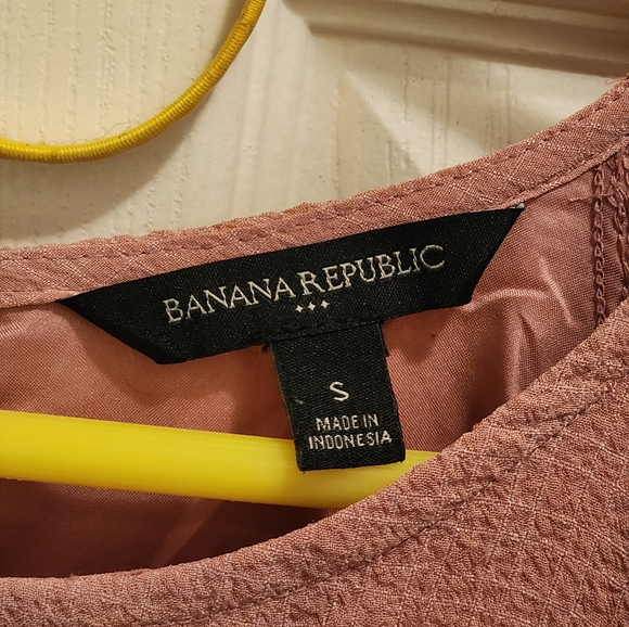 Pink shirt - Picture 3 of 3